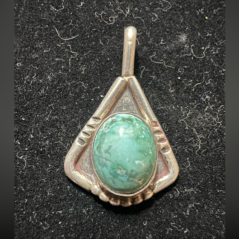 925 STERLING Silver and Turquoise Pendant VINTAGE OLDIE